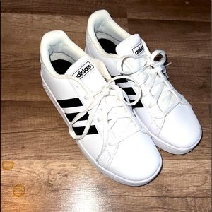 Adidas youth size 5 sneakers … like new
